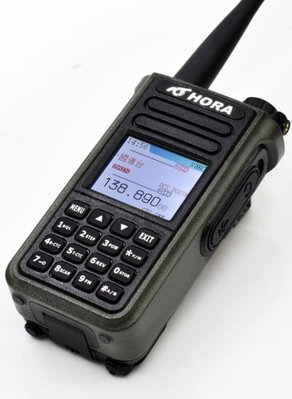 HORA P-60VU 雙頻無線電對講機 IP-66防水防塵 TAF單位認證 10W超大功率 更強穿透力 中英文操作介面 2600mAh電池容量