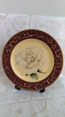 全新 復古玫瑰花 邊邊浮雕 瓷盤 擺飾盤