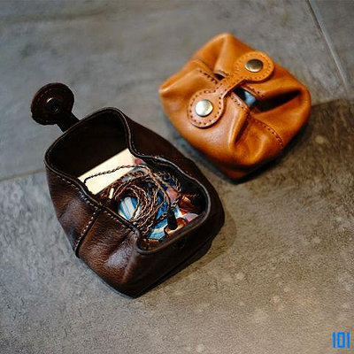 101潮流耳機包 鑰匙包 硬幣包 創意小包MissDeer定制復古實用手工頭層牛皮迷你小豆包零錢包耳機收納卡包