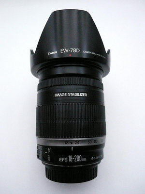 * 旅遊美鏡 * Canon EF-S 18-200mm IS 防手震 - 附原廠遮光罩 + 日製PRO1D保護鏡