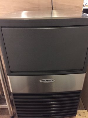 [銓新餐飲貿易行]ANWELL安威爾120磅製冰機