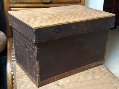 【黑狗兄】老木箱 原木盒 蓋盒～B025 非檜木箱