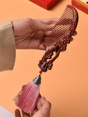古風檀木梳子 犀角紫檀木梳原創國風鏤空桃花中式輕奢送禮清潔梳子