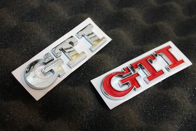 【翰翰二輪】現貨秒發 福斯 Golf GTI標誌 GTI車身貼 小鋼炮LOGO貼 原廠件樣式 後廂 標誌 車標 紅色 銀