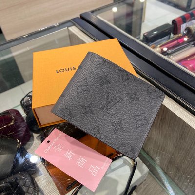 ⭐️ 香榭屋精品店 ⭐️ LV Louis Vuitton M80906 SLENDER 灰黑字紋對開短夾(W2145) 全新商品