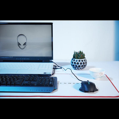 滑鼠墊Alienware外星人超大號鼠標墊RGB發光天然橡膠織物電腦桌墊布軟墊