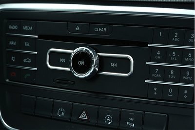 BENZ X156  裝飾框 中控 GLA GLA180 GLA200 GLA45 AMG CD 裝飾 音響 按鍵 碳纖