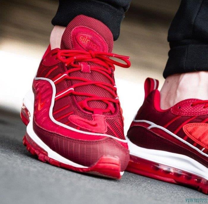 gym red nike air max 98