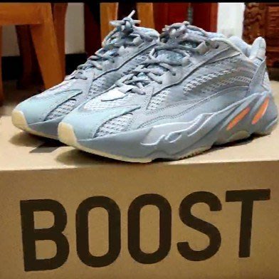 【正品】Adidas Yeezy Boost 700 V2 Inertia 灰橙 慣性 老爹  FW2549慢跑鞋