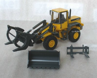 [丸山建機模型店]---絕版品KOMATSU WA250-3 1/50 鏟裝機模型