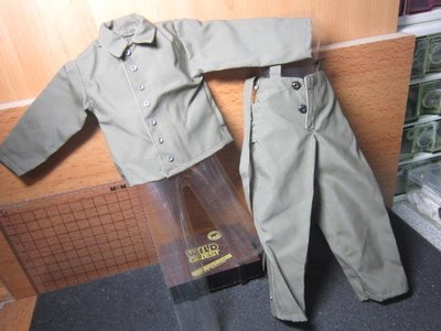 WJ5二戰部門 1/6美軍火槍兵防火服(外套+吊帶褲)一套 似防水雨衣材質