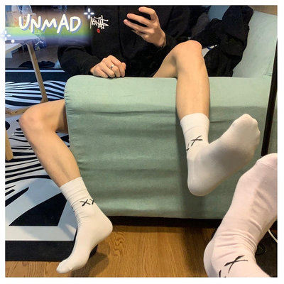 【UNMAD】三雙裝 純棉男襪 學院襪子 工裝襪子 男士襪子 男生襪子 白襪男 男襪 中長襪 男長襪 棉襪 白襪控 運動
