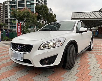 2011 Volvo C30 三門小鋼炮 車況優質 柴油引擎 有力耐開