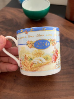 新 英產Wedgwood馬克杯咖啡杯彼得兔2000年