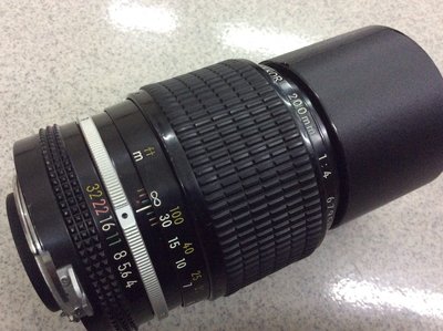 [保固一年] [高雄明豐]  Nikon  200mm f4 定焦鏡 手動鏡 日本製 內建遮光罩  便宜賣S