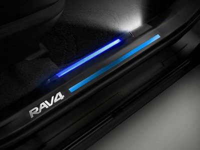(逸軒自動車) 2016 RAV4 HYBRID油電板 整組替換式 內門 LED 車門門檻踏板 車美仕