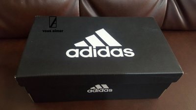Adidas 愛迪達 黑底白字鞋盒/包裝盒/球鞋紙盒 女鞋 男鞋 空盒 空盒 空盒 成人款