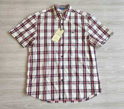 男精品區-歐美出口外銷高質感品質純棉短袖襯衫-TOM TAILOR品牌黑白紅格紋-XL號 限量一件