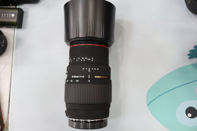 Sigma 70-300mm F4-5.6 APO DG  For nikon