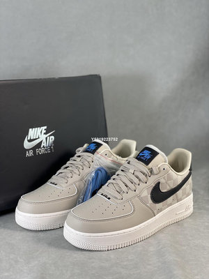 NIKE AIR FORCE 1 '07 QS 方格LBJ皇冠LOGO 休閒 帆布鞋 男女鞋 DC8877-200