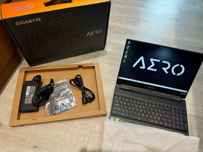 技嘉 AERO 15 YA I7-9750H 16G 512G RTX2080 電競筆電 二手筆電 遊戲筆電