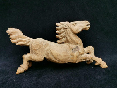 民間回收一尊老木馬。黃楊木材質，老式雕工，清刀雕刻，刀痕歷歷7347