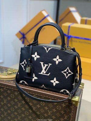 二手Louis Vuitton LV Petit Palais handbag M58913手提單肩包