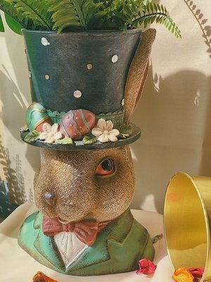 “正品”愿一自營 創意闐園風可愛彼得兔子裝飾花盆 愛麗絲兔子飾品收納盒