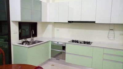 喜室廚具 韓國人造石 美耐板 240公分 30000元