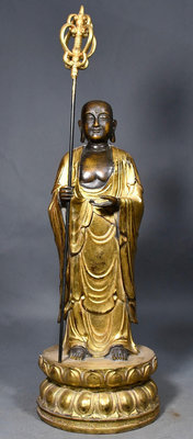 黃銅胎·鎏金佛像 地藏王菩薩胎體厚重，色澤雅致，整像鑄熔深峻，包漿醇厚古雅，極具藝術性和收藏價值。高40公分 FY3020