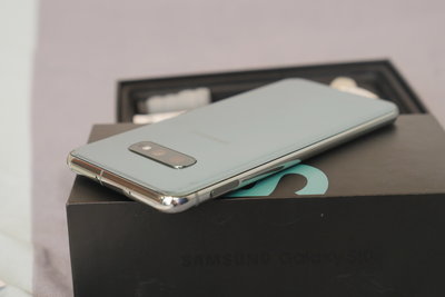 三星SAMSUNG八核心S10e防水旗艦s11智慧型手機128GB大螢幕容量雙卡雙待s11可插記憶卡note參考s22