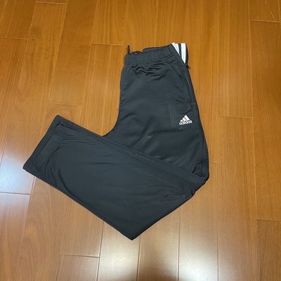 （Size XL) Adidas 復古三線重磅保暖刺繡長褲(褲2）