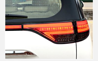 Toyota普瑞維亞Previa貫穿尾燈Estima大霸王ACR50改裝LED流水尾燈06-22款Previa》