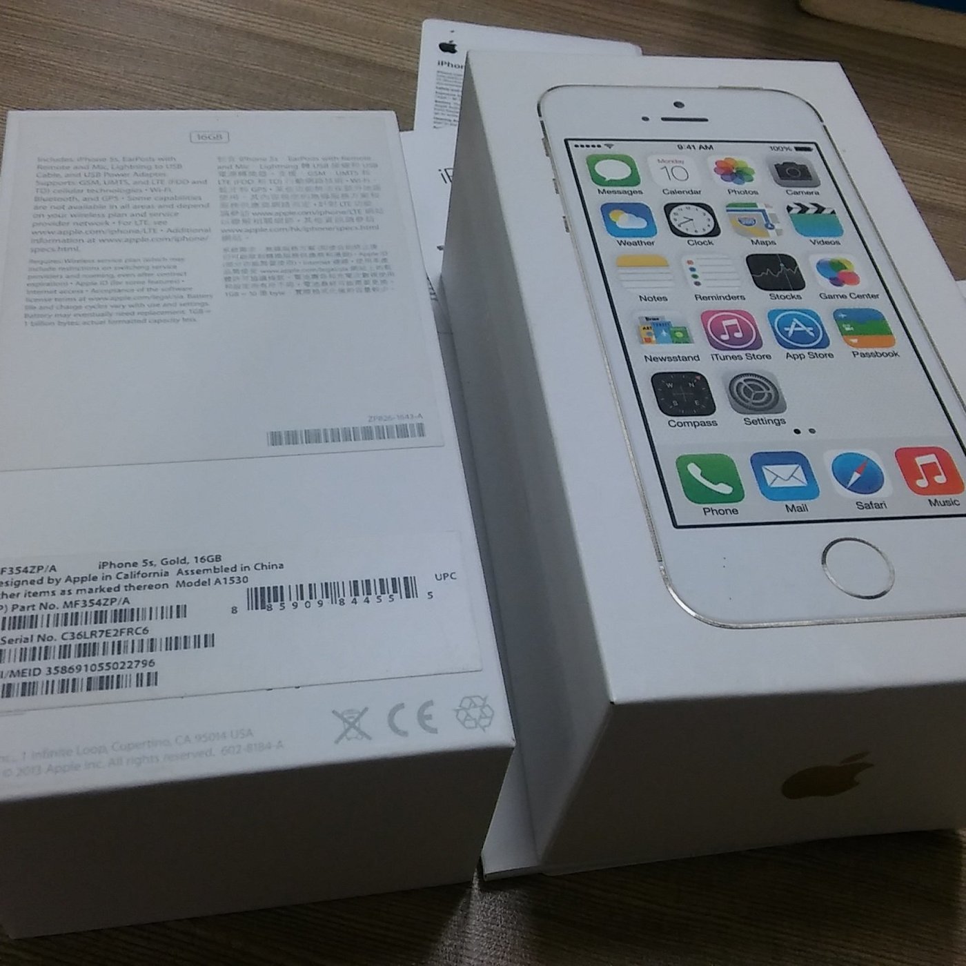 蘋果Apple iphone 5S gold 16GB 白色包裝盒(只有包材，沒手機)約8成新