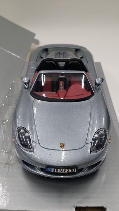 希少☆ ポルシェ carrera GT エンジンモデル模型 | nate-hospital.com