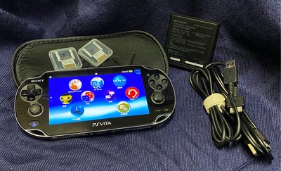 Sony PSVITA PCH-1004 (3.73,無改機）遊戲掌機 台灣公司貨