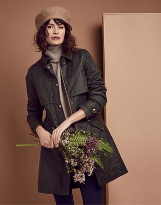 Miolla 英國品牌Joules 深橄欖綠內裡花朵防風防雨腰間綁帶可立領鋪棉油蠟布修身大衣外套