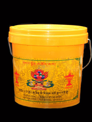 西行人 藏區寺院常用桶裝賽眾酥油 熱銷油供佛酥油燈無味蠟燭-木初伽野