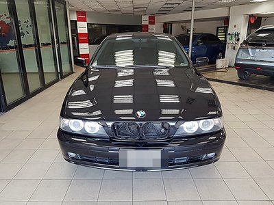 STANDOX 施得樂VOC頂級金油 全車烤漆 BMW E39 顏色：珍珠黑(303)