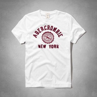 Maple麋鹿小舖 Abercrombie&Fitch ＊AF 貼布電繡徽章短T-A&F GRAPHIC TEE