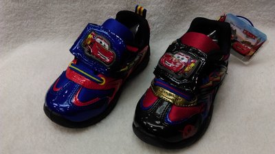 愛鞋子 閃電麥坤電燈運動鞋 新款推出好穿舒服 在台灣製３０５９