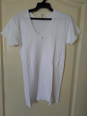 [99go] 全新 日本製 白色 短袖 衛生衣 襯衣 160公分號