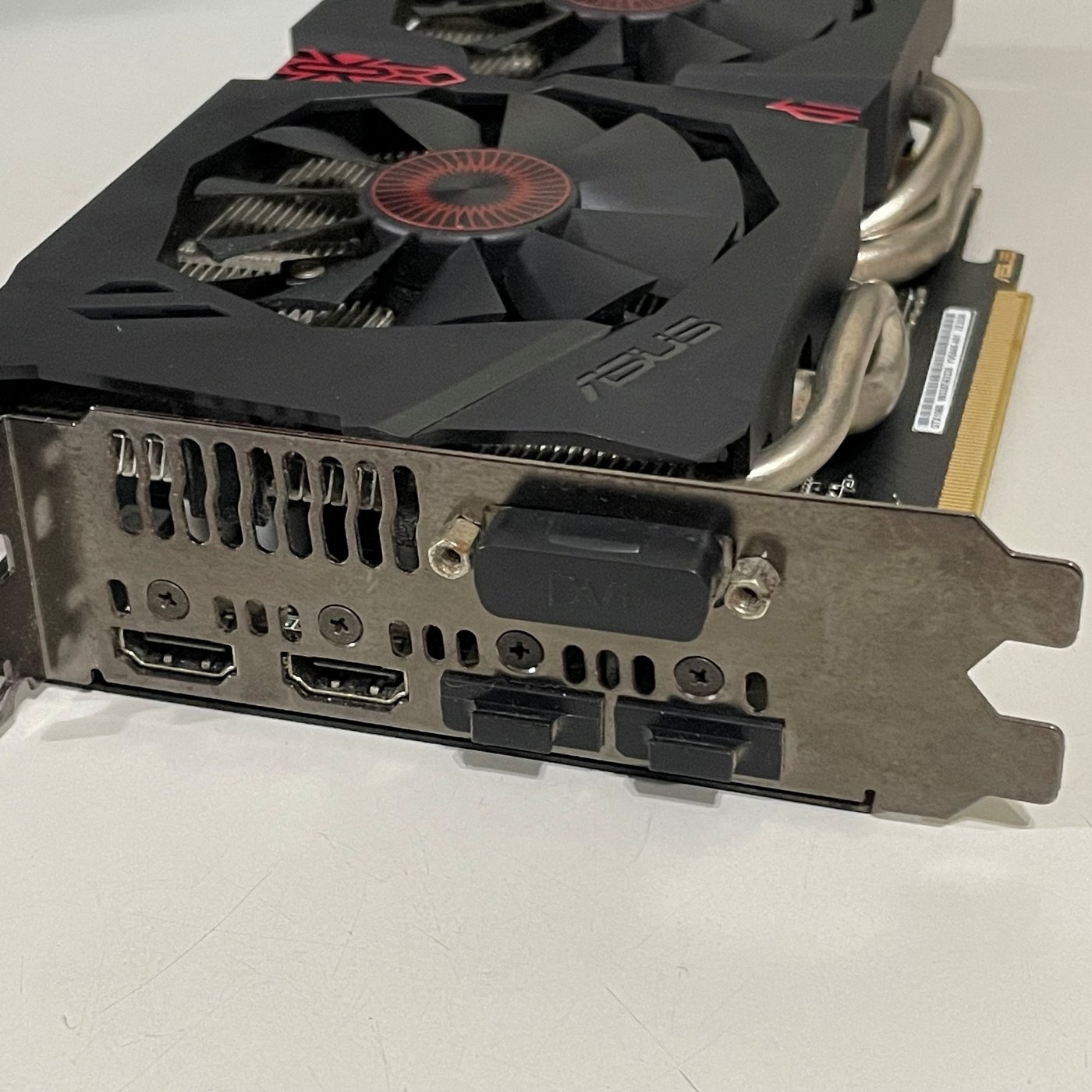 カメラ ASUS - GTX 1060 6GB ROG STRIX [中古品] の通販 by ぬっこ