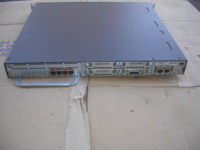 【電腦零件補給站】Cisco 2800 Series Router 路由器 含2邊耳朵