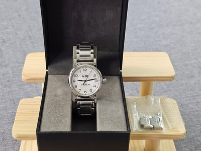COACH 礦物玻璃鏡面 銀白色錶盤 不鏽鋼錶帶 石英 男性腕錶 #4097 (一元起標 無底價)