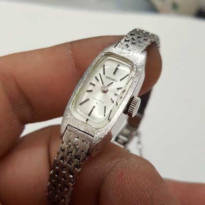 ＜老錶店釋出＞展示錶 女錶 機械錶 SEIKO 手上鏈 銀質錶帶 手環錶 手鏈錶 F7