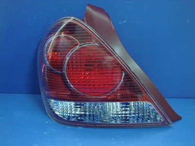 小亞車燈╠ 全新SENTRA M1紅白鍍鉻尾燈一邊1300元DEPO製