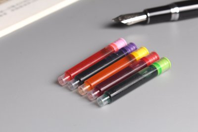 【禾洛書屋】五色鋼筆卡式墨水管〈口徑3.4mm〉(德國LAMY/英雄359/派克鋼筆適用)墨囊/鋼筆筆芯/鋼筆墨水