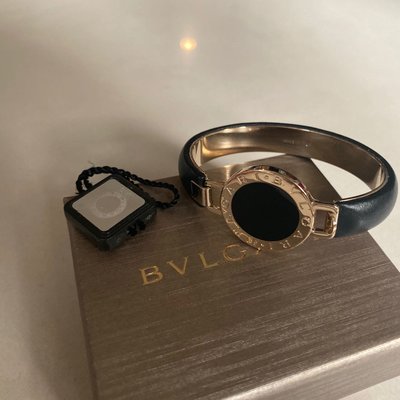 💙 (降價出清) 近新 BVLGARI BVLGARI經典系列黑琺瑯真皮硬手環 made in Italy 寶格麗
