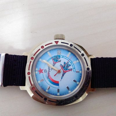 5999低價起標！！蘇聯古董包金機械航空紀念軍錶